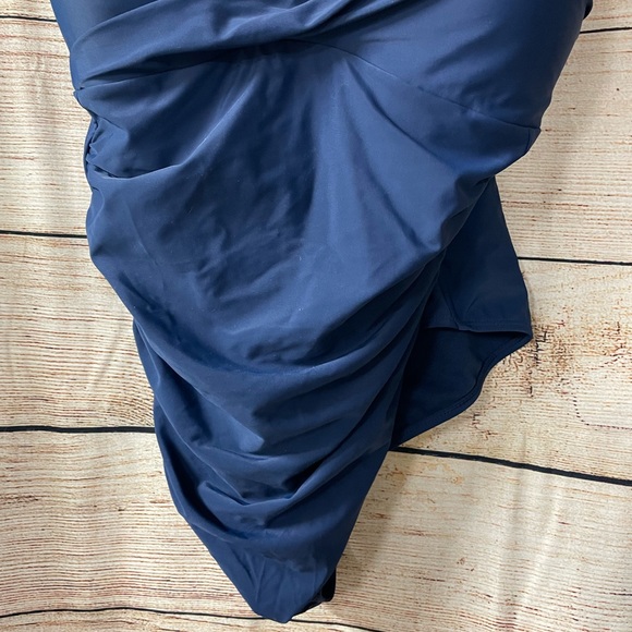 bathing suit 😎 - Picture 8 of 14